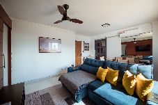 Apartamento em João Pessoa - Apto Pet-friendly c/ piscina, wi-fi, ar e garagem