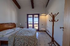 Casa em Guarujá - Casa Alto Padrão c/ Piscina, Vista e churrasqueira