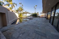 Casa em Guarujá - Casa Alto Padrão c/ Piscina, Vista e churrasqueira