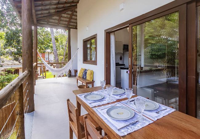Apartamento em Trancoso - Apto completo c/ Varanda, Churrasqueira e Quadras Apartamento em Trancoso - Apto completo c/ Varanda, Churrasqueira e Quadras