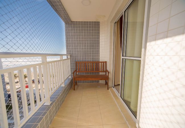Apartamento em Mongaguá - Apto Beira-Mar com Vista, Churrasqueira e Piscina Apartamento em Mongaguá - Apto Beira-Mar com Vista, Churrasqueira e Piscina