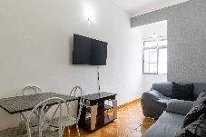 Apartamento em Praia Grande - Apto Pet-Friendly a 400m da Praia do Boqueirão