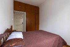Apartamento em Praia Grande - Apto Pet-Friendly a 400m da Praia do Boqueirão