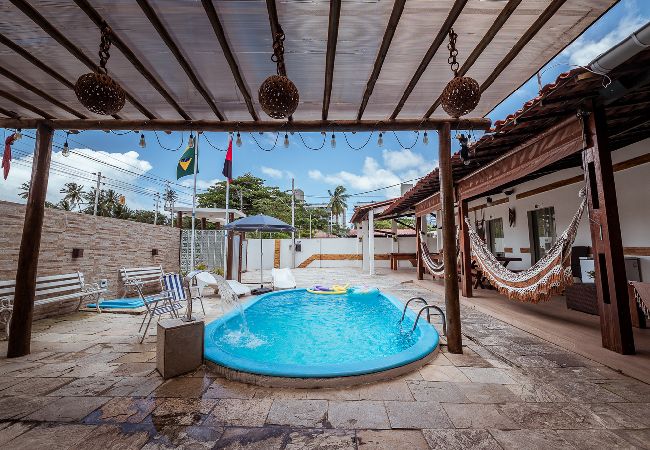 Casa em Cabedelo - Casa c 5 suítes, Piscina, Churrasqueira e Sinuca Casa em Cabedelo - Casa c 5 suítes, Piscina, Churrasqueira e Sinuca