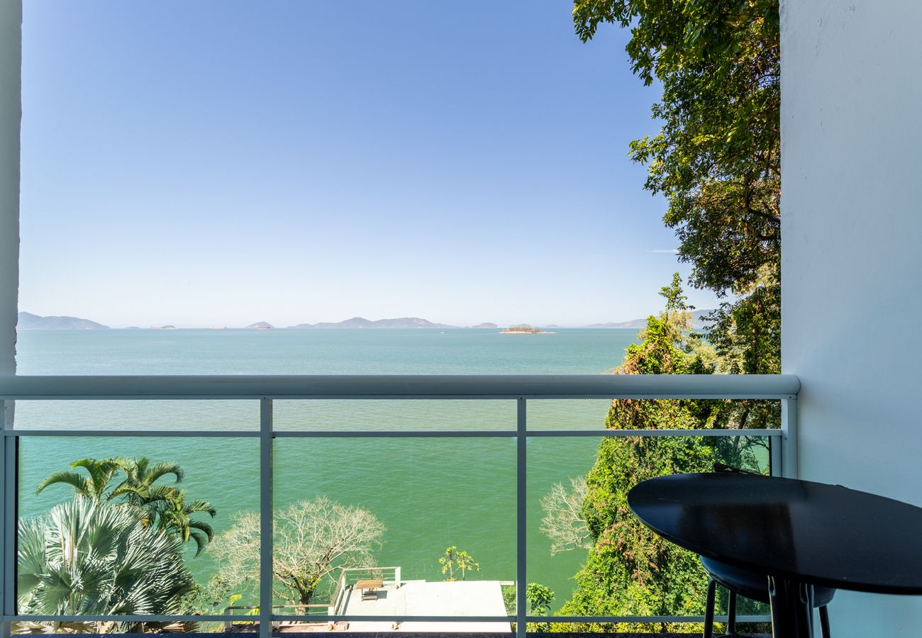 Apartamento em Mangaratiba - Loft com varanda e vista para o mar em Mangaratiba Apartamento em Mangaratiba - Loft com varanda e vista para o mar em Mangaratiba