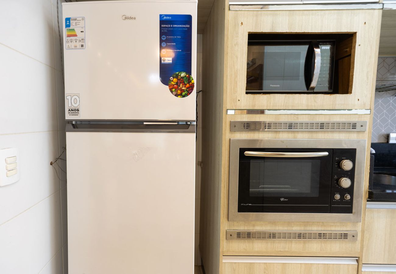 Apartamento em Guarujá - Apto c Piscina e Brinquedoteca a 400m da praia Apartamento em Guarujá - Apto c Piscina e Brinquedoteca a 400m da praia