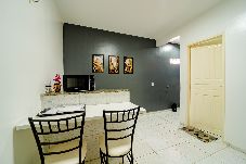 Apartamento em Fortaleza - Flat Pet Friendly próx. ao Aeroporto 