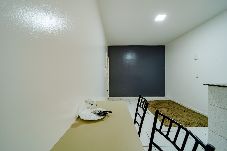 Apartamento em Fortaleza - Flat c Wi-Fi e Ar-condicionado Perto do Aeroporto