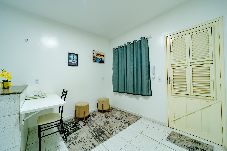 Apartamento em Fortaleza - Flat c Wi-Fi e Smart TV Perto do Aeroporto