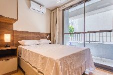 Apartamento em São Paulo - Flat na Vila Mariana a 3 min do metrô Ana Rosa