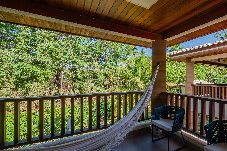 Apartamento em Mata de São João - Apto Pet Friendly c/ Churrasqueira e 2 vagas