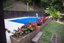 Chalé em Marechal Floriano - Chalé com Deck e Churrasqueira nas Montanhas