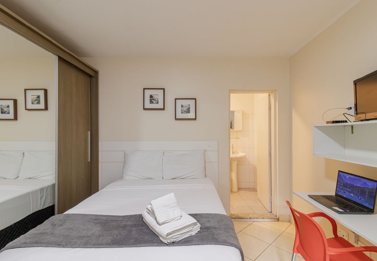 Apartamento em São Paulo - Loft com Wi-Fi e Smart TV Próximo ao Aeroporto Apartamento em São Paulo - Loft com Wi-Fi e Smart TV Próximo ao Aeroporto