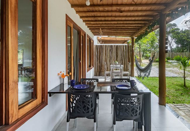 Casa em Arraial D'Ajuda - ITAKAÁ RESERVA: Piscina, Hidro e Churrasque Casa em Arraial D'Ajuda - ITAKAÁ RESERVA: Piscina, Hidro e Churrasque