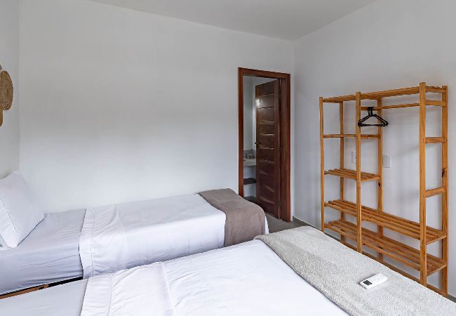 Casa em Arraial D'Ajuda - ITAKAÁ RESERVA: Piscina, Hidro e Churrasque Casa em Arraial D'Ajuda - ITAKAÁ RESERVA: Piscina, Hidro e Churrasque