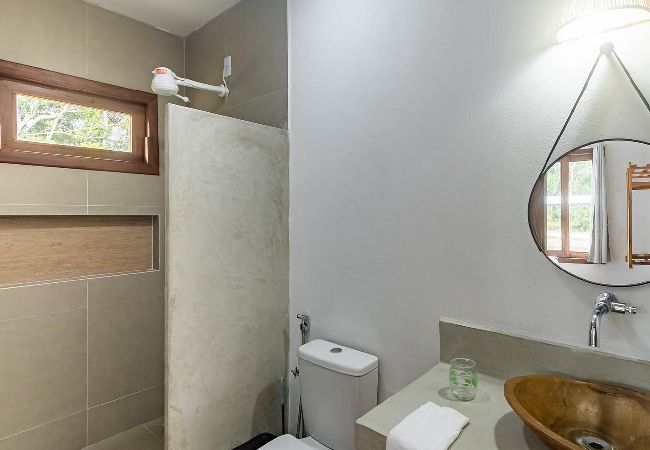 Casa em Arraial D'Ajuda - ITAKAÁ RESERVA: Piscina, Hidro e Churrasque Casa em Arraial D'Ajuda - ITAKAÁ RESERVA: Piscina, Hidro e Churrasque