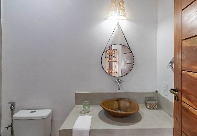 Casa em Arraial D'Ajuda - ITAKAÁ RESERVA: Piscina, Hidro e Churrasque Casa em Arraial D'Ajuda - ITAKAÁ RESERVA: Piscina, Hidro e Churrasque