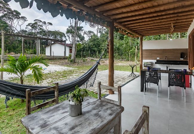 Casa em Arraial D'Ajuda - ITAKAÁ RESERVA: Piscina, Hidro e Churrasque Casa em Arraial D'Ajuda - ITAKAÁ RESERVA: Piscina, Hidro e Churrasque