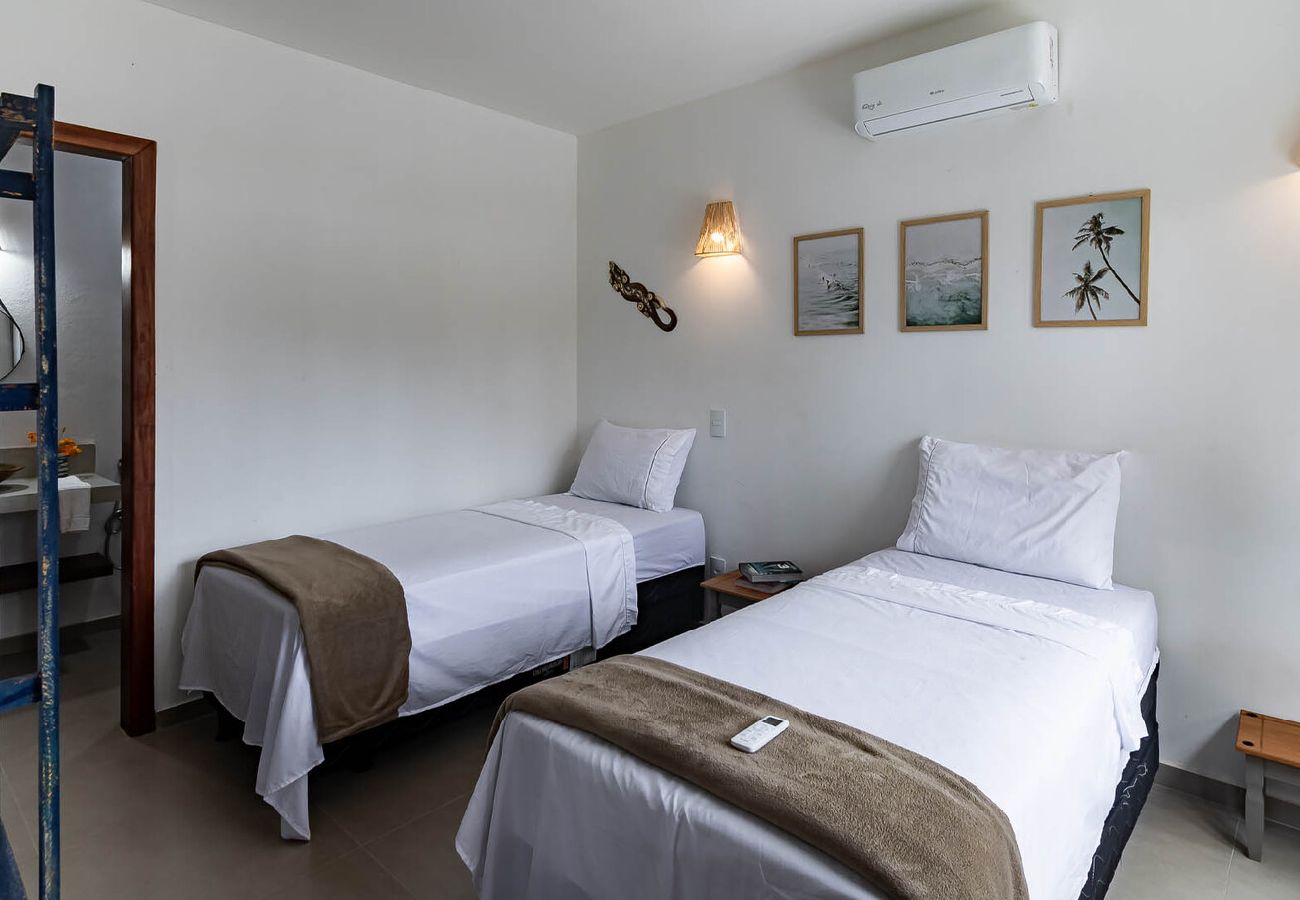 Casa em Arraial D'Ajuda - ITAKAÁ RESERVA: Piscina, Hidro e Churrasque Casa em Arraial D'Ajuda - ITAKAÁ RESERVA: Piscina, Hidro e Churrasque