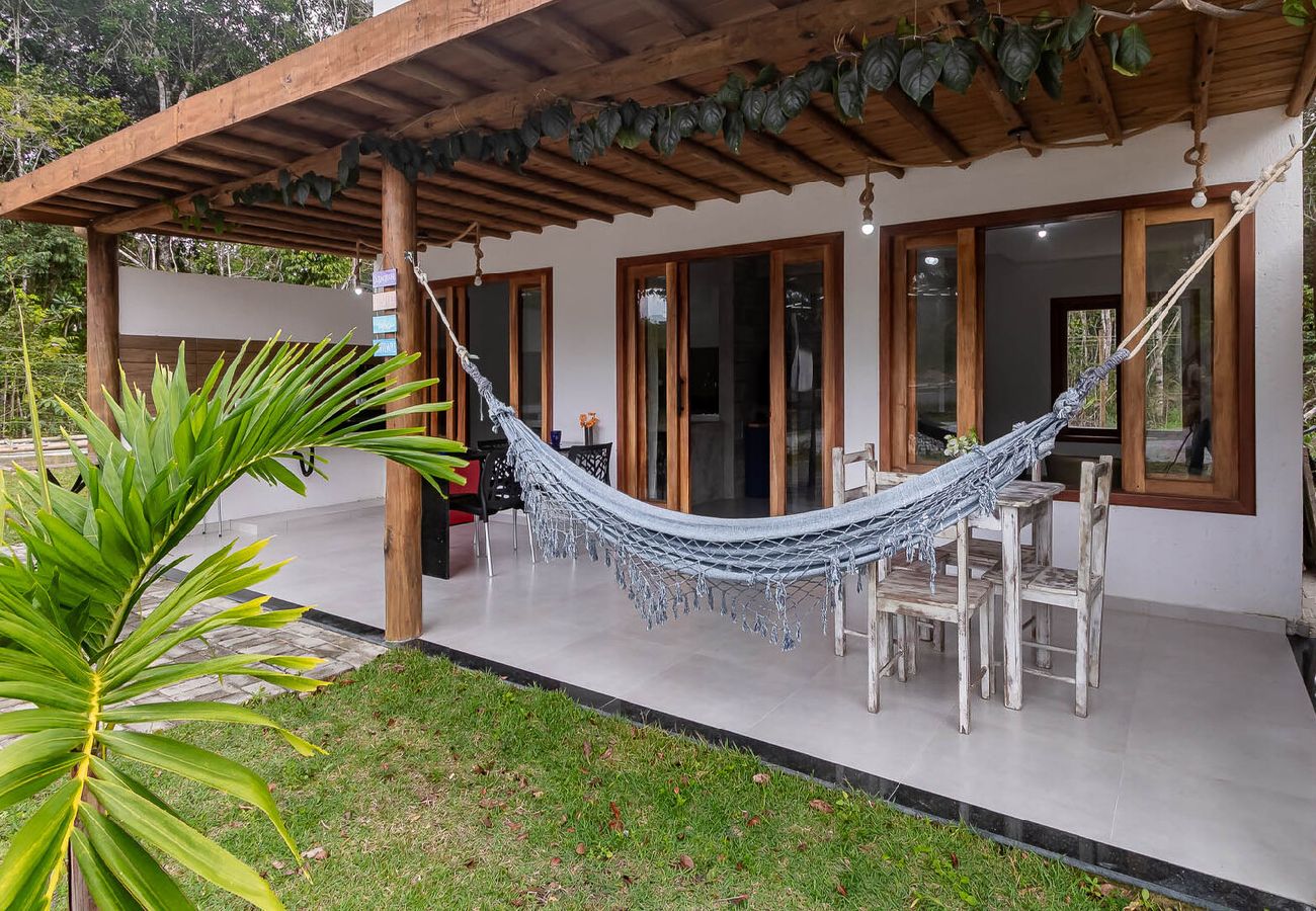 Casa em Arraial D'Ajuda - ITAKAÁ RESERVA: Piscina, Hidro e Churrasque Casa em Arraial D'Ajuda - ITAKAÁ RESERVA: Piscina, Hidro e Churrasque