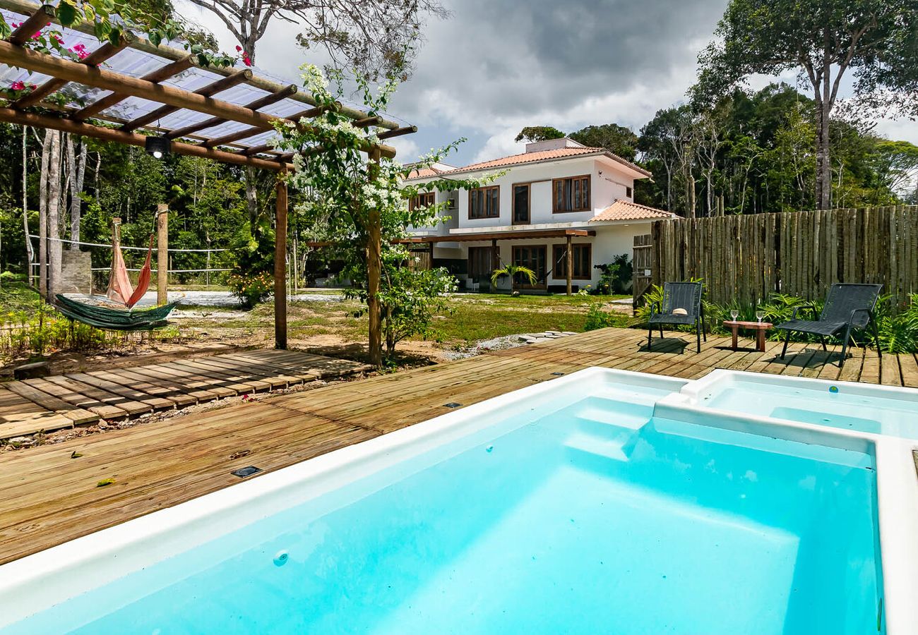 Casa em Arraial D'Ajuda - ITAKAÁ RESERVA: Piscina, Hidro e Churrasqueira Casa em Arraial D'Ajuda - ITAKAÁ RESERVA: Piscina, Hidro e Churrasqueira
