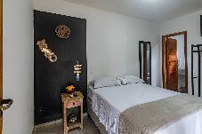 Apartamento em Arraial D'Ajuda - ITAKAÁ STUDIO: Piscina, Hidro e Quadra em Arraial