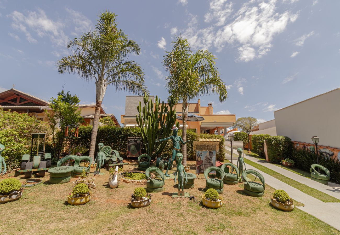 Casa em Porangaba - Casa Temática com Piscina e Churrasqueira Casa em Porangaba - Casa Temática com Piscina e Churrasqueira