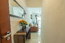 Apartamento em São Paulo - Apto com Varanda e Churrasqueira a 100m da Orla