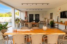Apartamento em Japaratinga - Apto Vista Mar, Piscina e Jogos perto da Praia