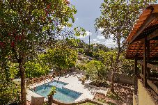 Casa em Mairiporã - Casa com Piscina, Salão de jogos e Churrasqueira