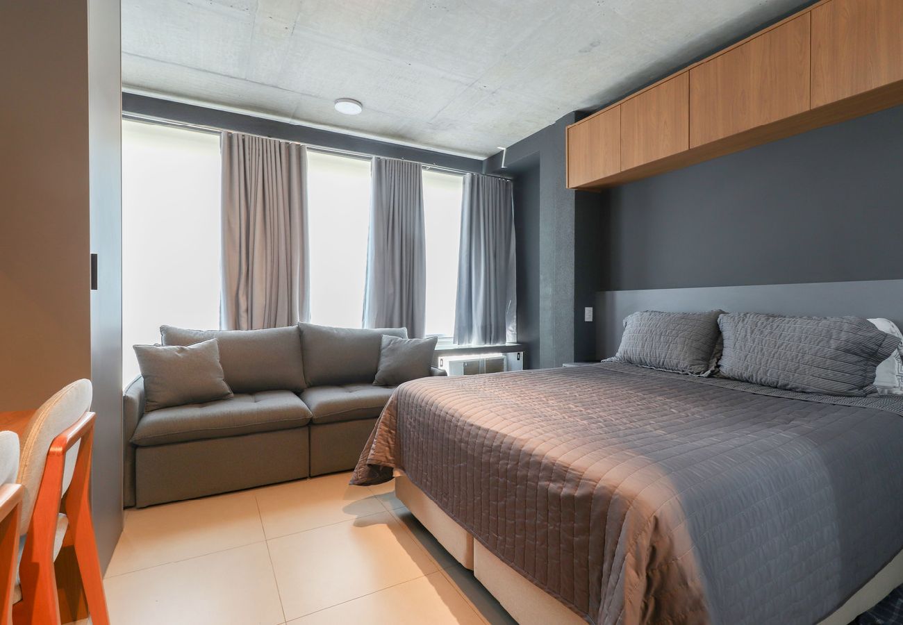 Apartamento em São Paulo - Flat moderno perto do metrô e do Parque Ibirapuera Apartamento em São Paulo - Flat moderno perto do metrô e do Parque Ibirapuera