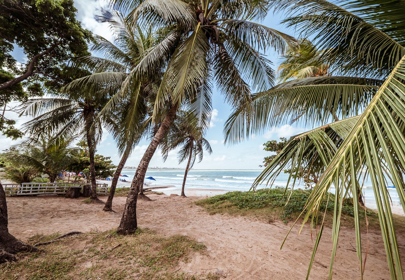 Apartamento em João Pessoa - Apartamento com garagem a 200m da Praia do Bessa