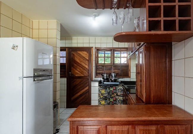 Casa em Porto Seguro - Casa com Piscina a 300m da Praia de Taperapuã Casa em Porto Seguro - Casa com Piscina a 300m da Praia de Taperapuã