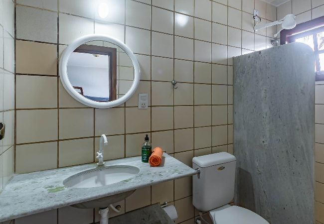 Casa em Porto Seguro - Casa com Piscina a 300m da Praia de Taperapuã Casa em Porto Seguro - Casa com Piscina a 300m da Praia de Taperapuã