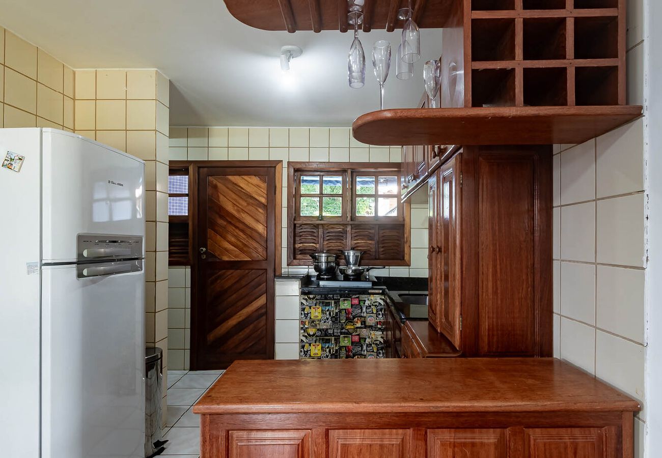 Casa em Porto Seguro - Casa com Piscina a 300m da Praia de Taperapuã Casa em Porto Seguro - Casa com Piscina a 300m da Praia de Taperapuã