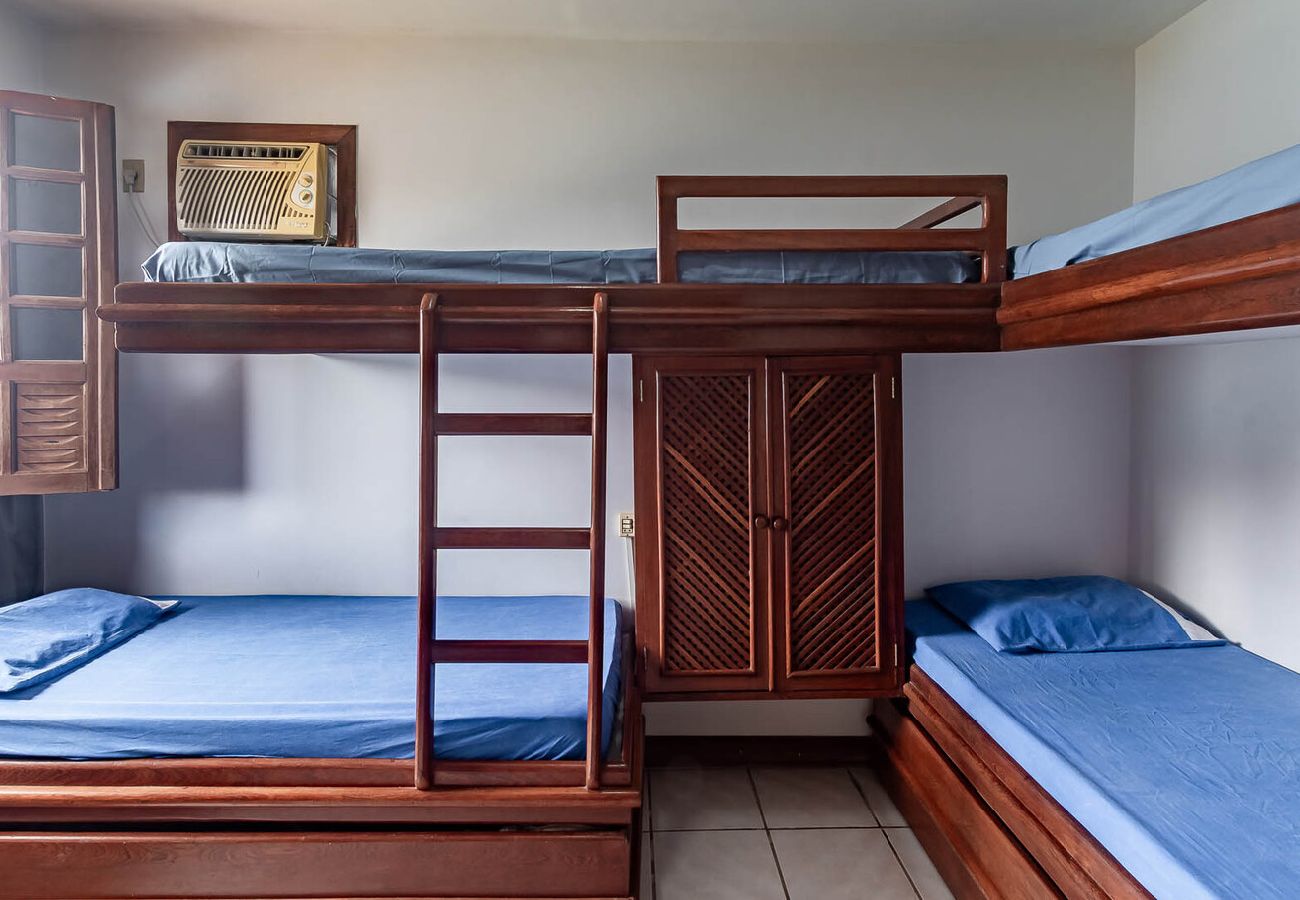 Casa em Porto Seguro - Casa com Piscina a 300m da Praia de Taperapuã Casa em Porto Seguro - Casa com Piscina a 300m da Praia de Taperapuã