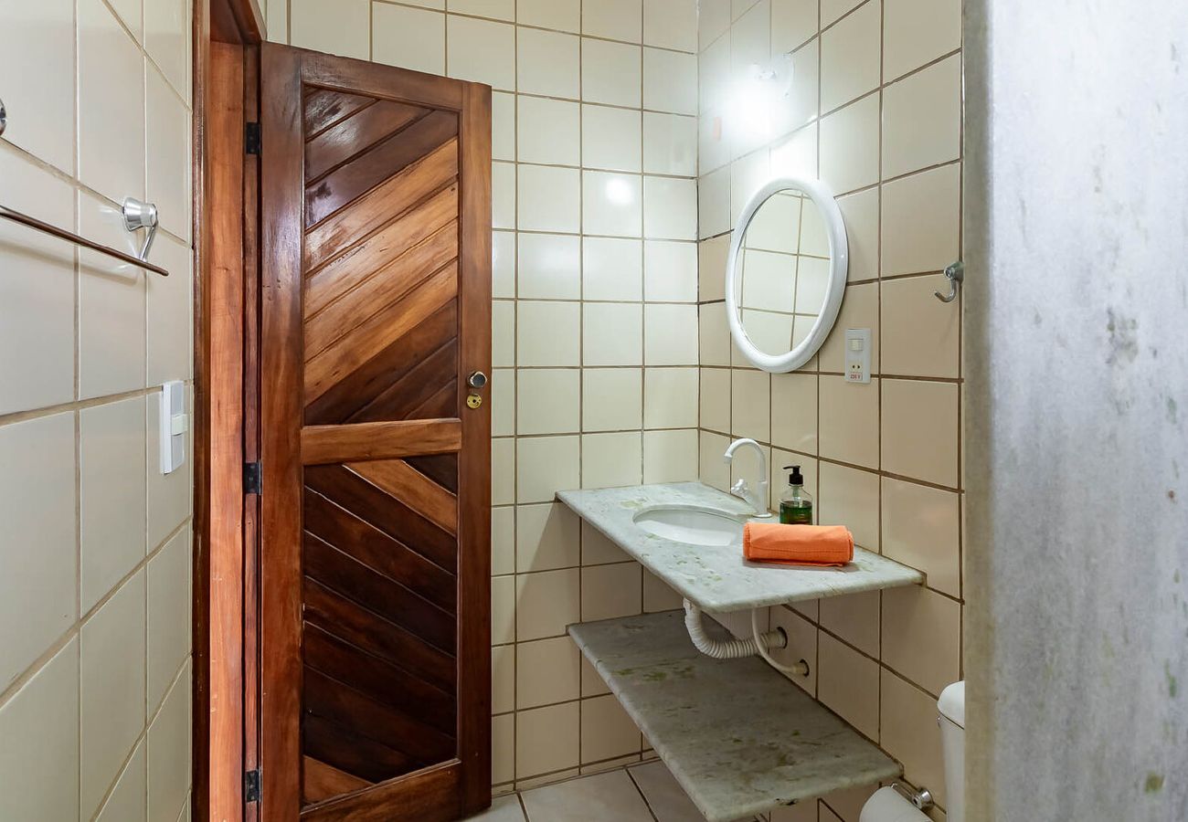 Casa em Porto Seguro - Casa com Piscina a 300m da Praia de Taperapuã Casa em Porto Seguro - Casa com Piscina a 300m da Praia de Taperapuã