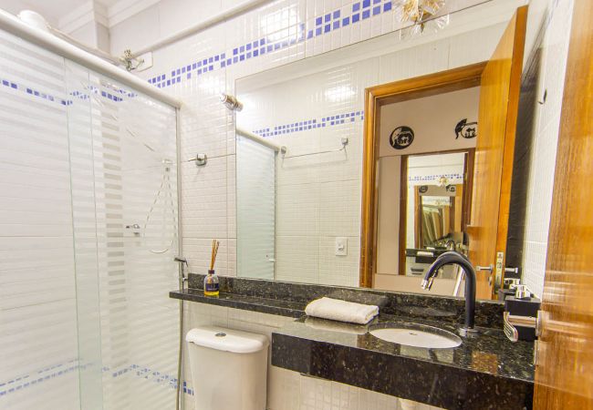Apartamento em Praia Grande - Apto c Churrasqueira e Garagem na Praia da Caiçara Apartamento em Praia Grande - Apto c Churrasqueira e Garagem na Praia da Caiçara
