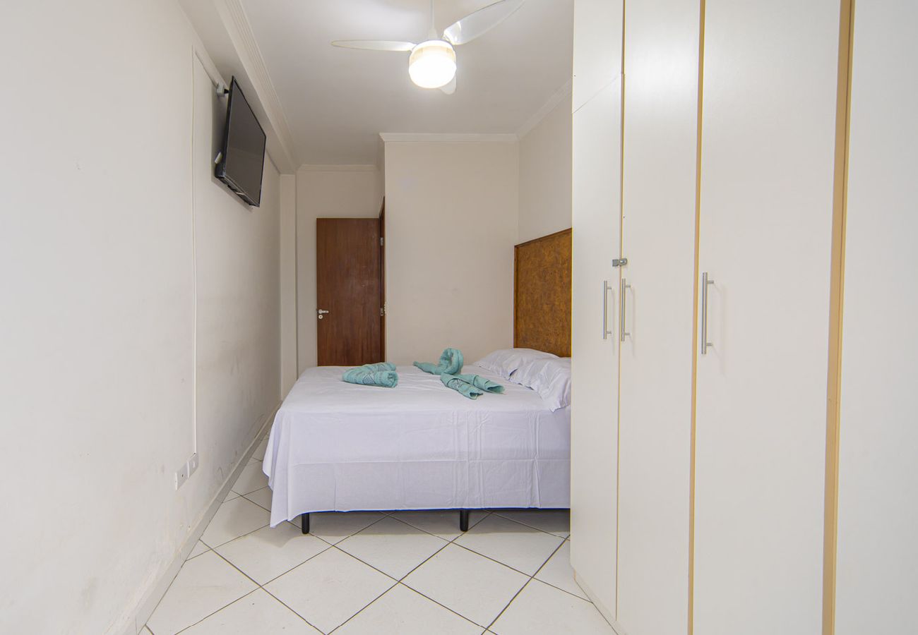 Apartamento em Praia Grande - Apto c Churrasqueira e Garagem na Praia da Caiçara Apartamento em Praia Grande - Apto c Churrasqueira e Garagem na Praia da Caiçara