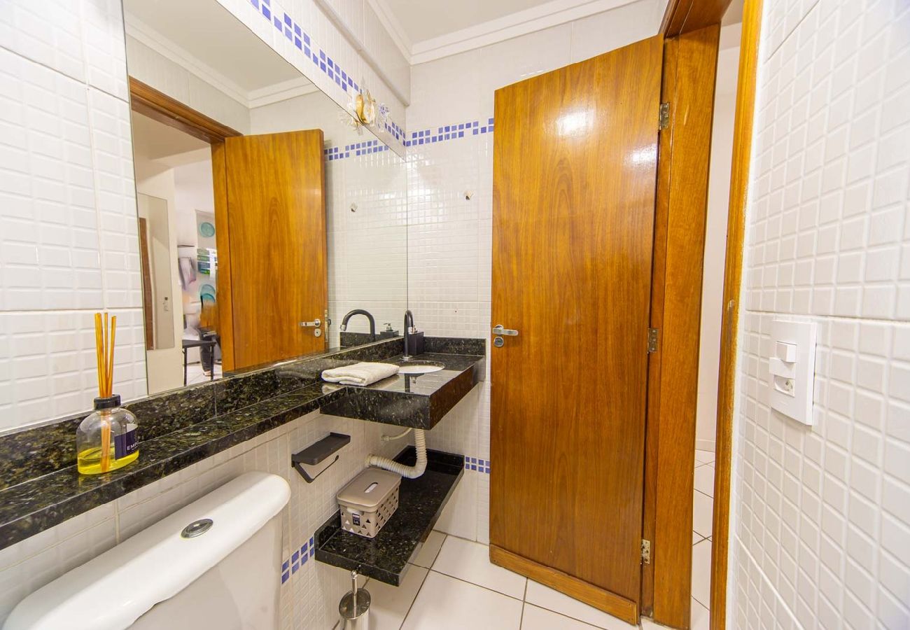 Apartamento em Praia Grande - Apto c Churrasqueira e Garagem na Praia da Caiçara Apartamento em Praia Grande - Apto c Churrasqueira e Garagem na Praia da Caiçara