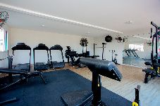 Apartamento em Barra dos Coqueiros - Apto com Piscina e Garagem em Barra dos Coqueiros