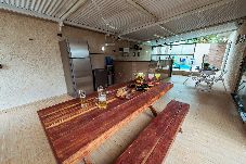 Casa em Conde - Casa em Jacumã, com piscina, 5 suites e Fliperama