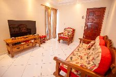 Apartamento em Rio das Ostras - Apto Pet friendly com Wi-Fi e Garagem