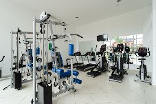 Apartamento em Itacurussá - Loft c Varanda, Piscina e Academia em Itacuruçá