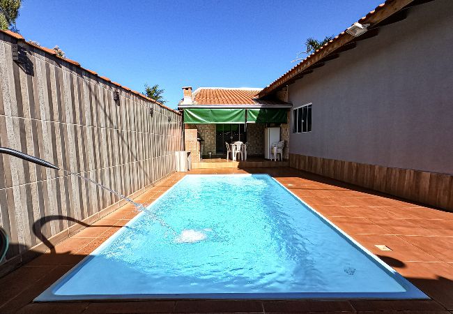 Casa em Avaré - Casa c Piscina e Churrasqueira na Represa de Avaré