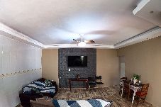 Casa em Avaré - Casa c Piscina e Churrasqueira na Represa de Avaré