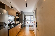 Apartamento em São Paulo - Smart Lock, Sauna e Academia Apto em Moema 