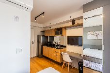 Apartamento em São Paulo - Smart Lock, Sauna e Academia Apto em Moema 
