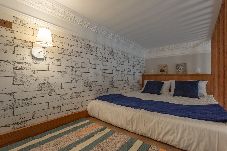 Apartamento em  - Flat no Palácio Quitandinha com Varanda e Vista