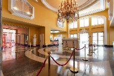 Apartamento em  - Flat no Palácio Quitandinha com Varanda e Vista